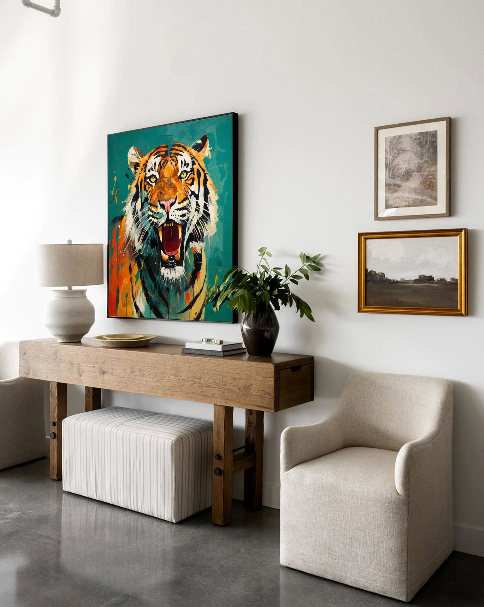 Roaring Tiger in Vibrant Expression